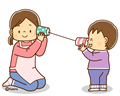 先生と糸電話するこども