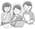 パソコンを見ながら話し合いをする女性(ソフト) パソコンを見ながら話し合いをする女性(ソフト)